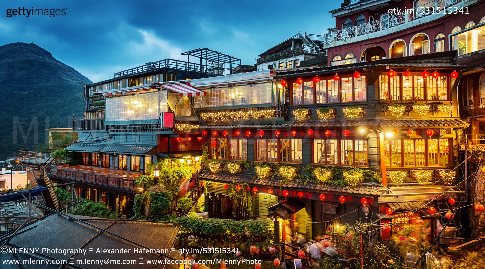 Jiufen (also written Chiufen or Jioufen), an old gold mining town at the northern coast of Taiwan